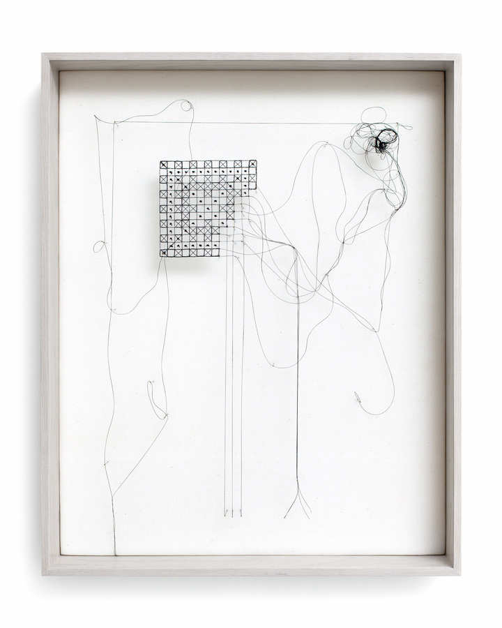 Open Pattern 
(w:40 h:50 d:6.5 cm)