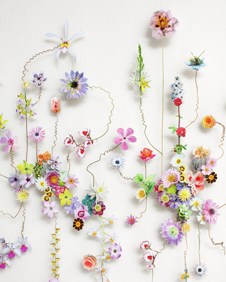 Flower construction #152 (w:59,5 h:59,5 d:6.5 cm)